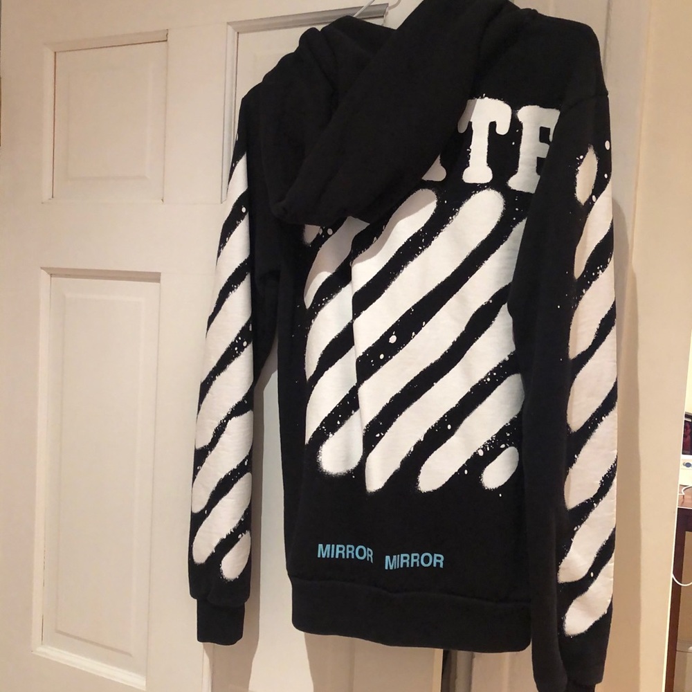 Off white sweatshirt